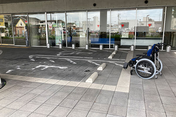 車椅子駐車場