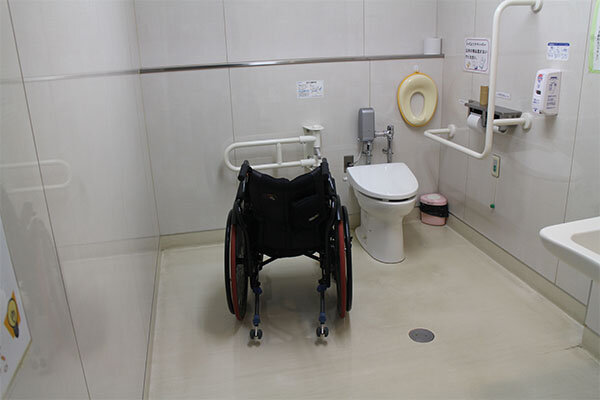 1階岩津支所：みんなのトイレ